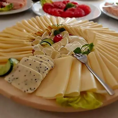 Grandial Szálloda *
